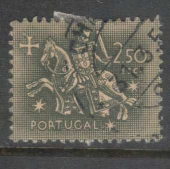 Portugal 1953 2.50 Escudos Olive Green / Yellow Knight Chevalier Stamp - Perfin: 12.5