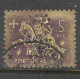 Portugal 1953 5 Escudos Violet / Yellow Knight Chevalier Stamp - Perfin: 12.5
