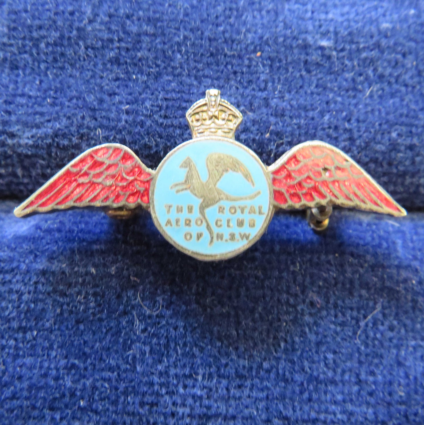 Royal Aero Club Of NSW Lapel Badge