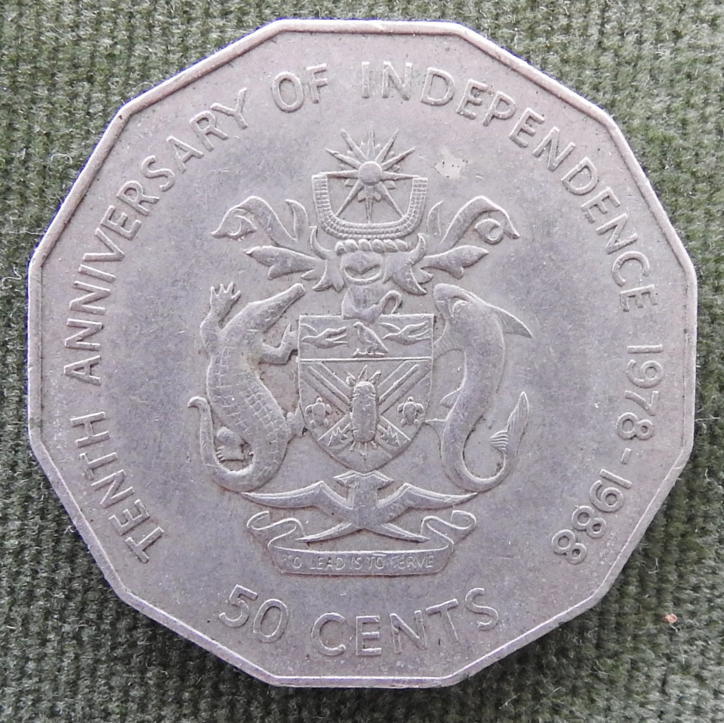 Solomon Islands 1988 50 Cent QEII Coin