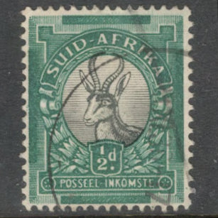 South Africa 1926 - 1927 1/2d Emerald Green / Black Definitive Issue SUID-AFRIKA Stamp - Perf: 14.75x14.0