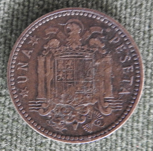 Spanish 1947 1 Peseta Coin - Circulated