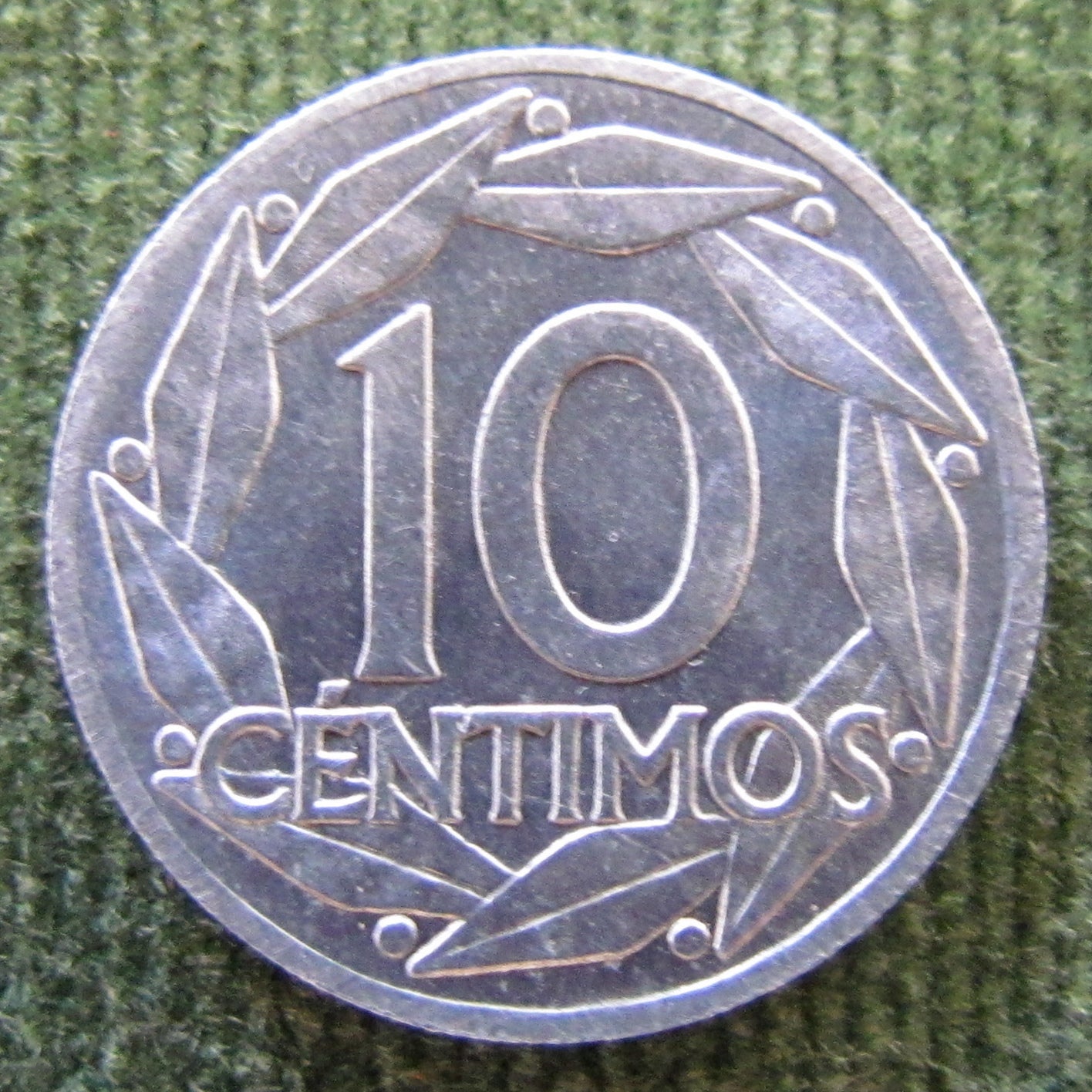 Spanish 1959 1 Centimos Coin - Circulated