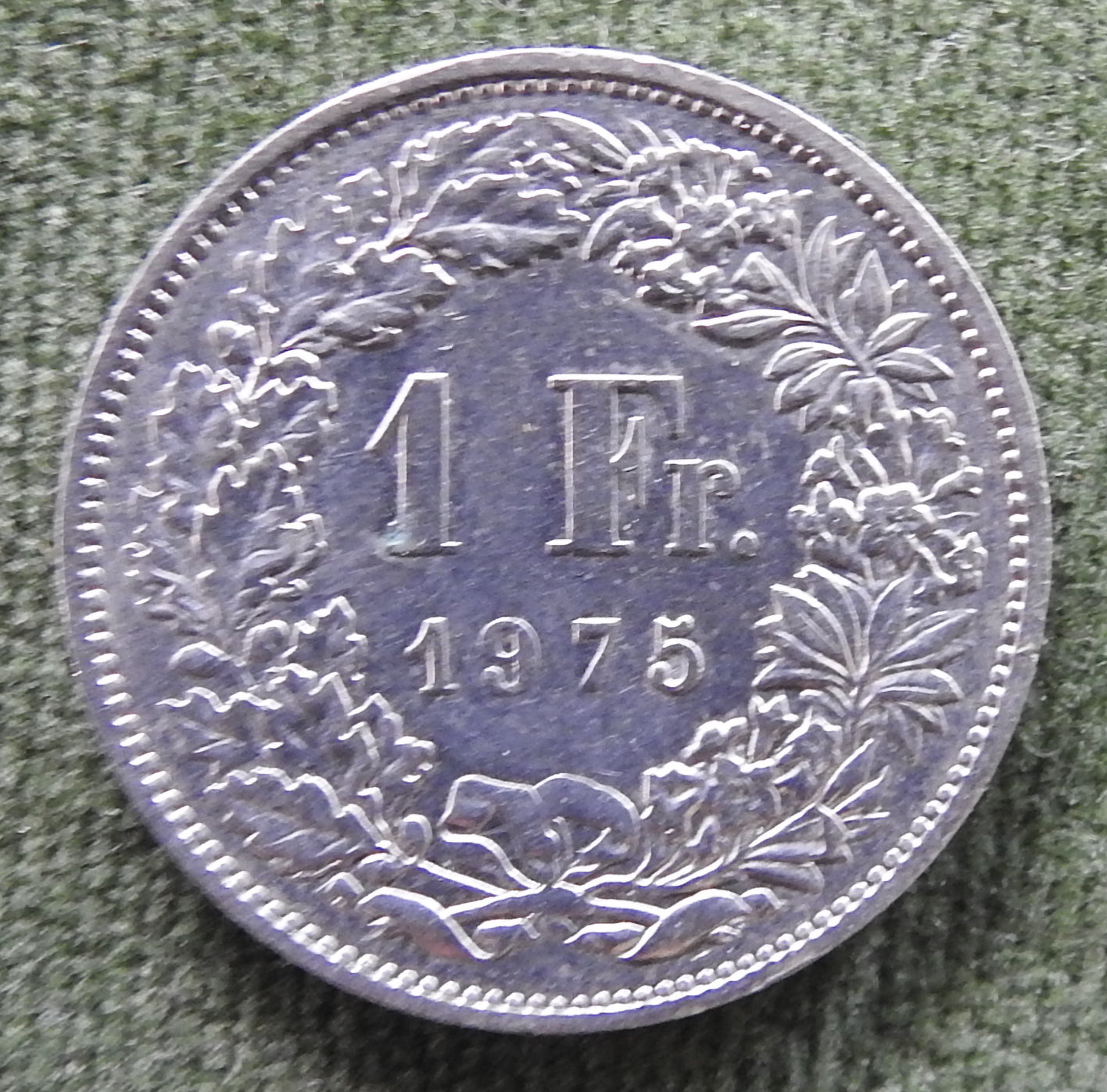 Helvetica Switzerland Swiss 1975 1 Franc Helvetia Standing Coin