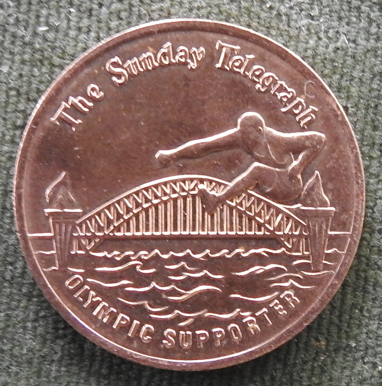 Australian 2000 Olympic Supporter Sunday Telegraph Token