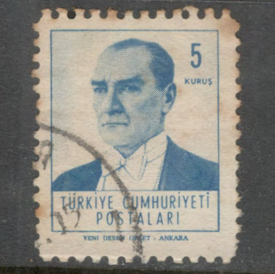 Turkey 1961 - 1962 5 Kurus Multicoloured Ataturk Stamp - Perf: 10.25x10.75