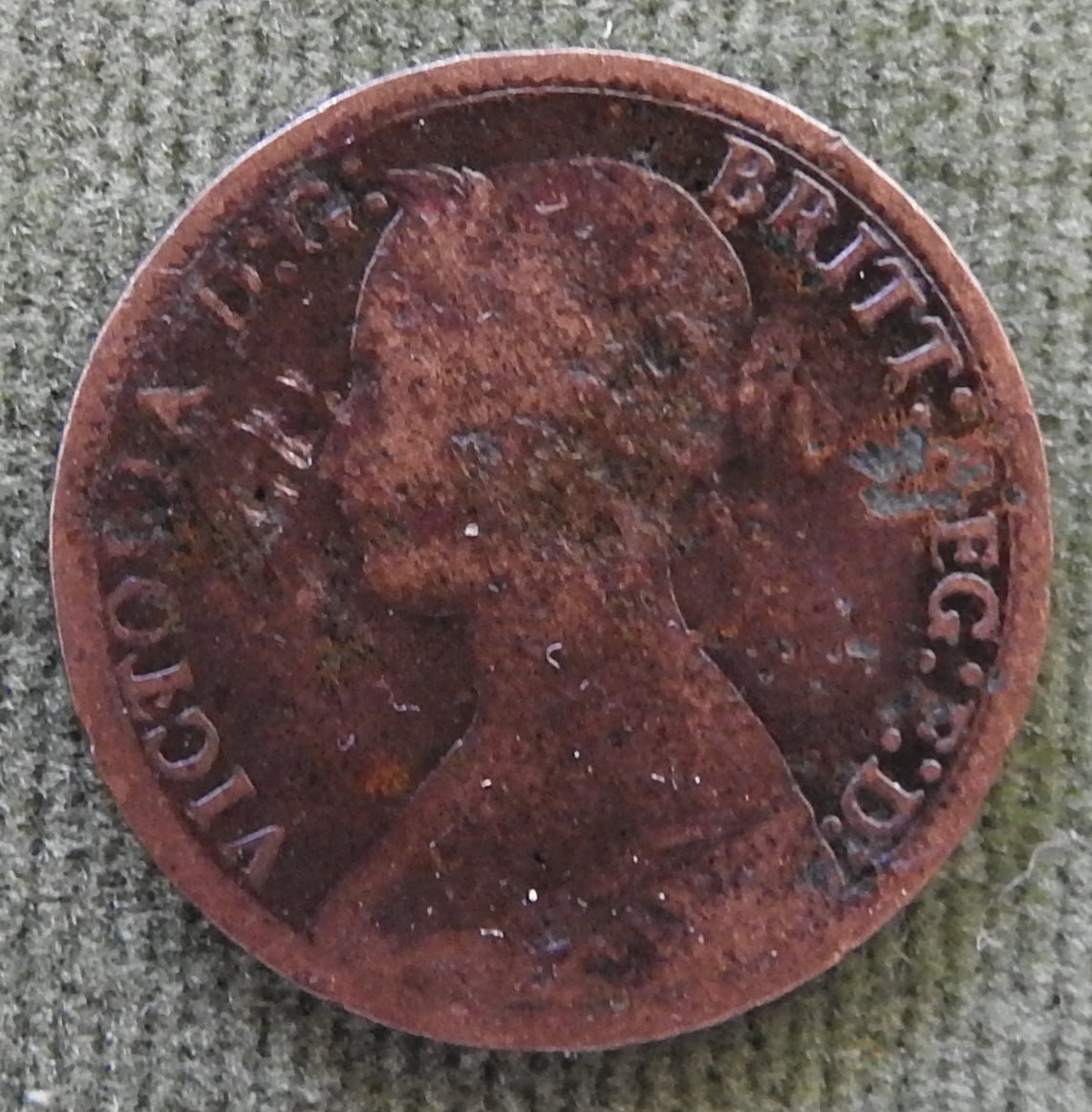 GB British UK English 1864 Farthing Queen Victoria Coin - Bun Head