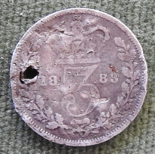 GB British UK English 1883 Threepence Queen Victoria Coin - Bun Head
