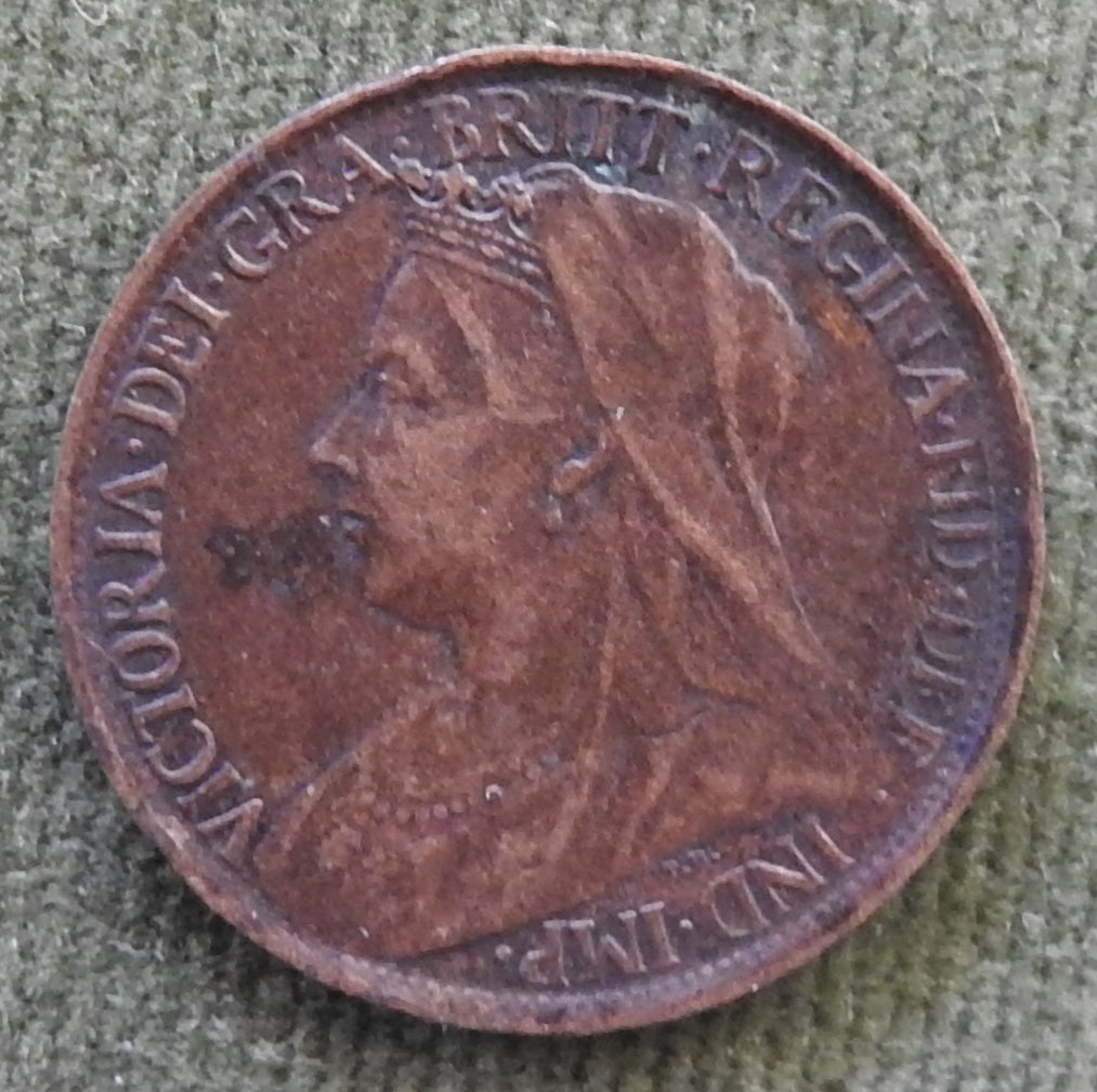 GB British UK English 1899 Farthing Queen Victoria Coin - Veiled Head