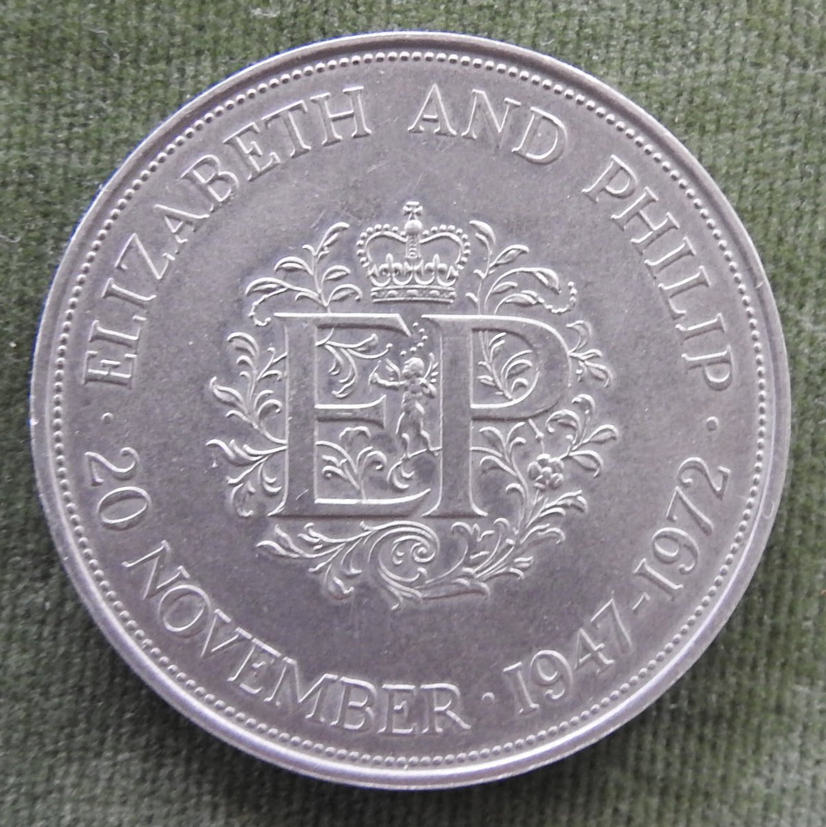GB British UK English 1972 Elizabeth & Philip Commemorative Crown Coin