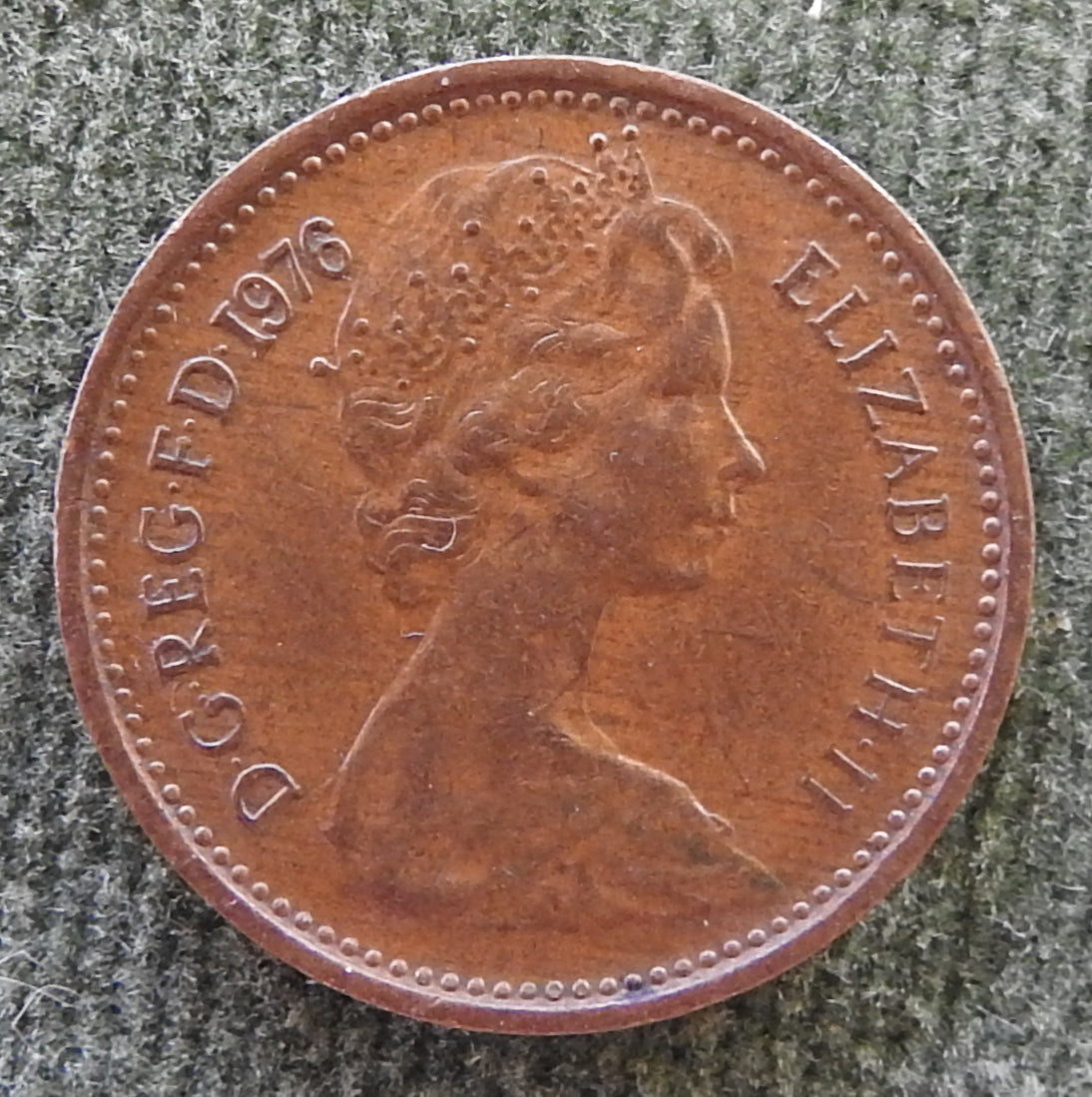 GB British UK English 1976 Half New Penny Queen Elizabeth II Coin
