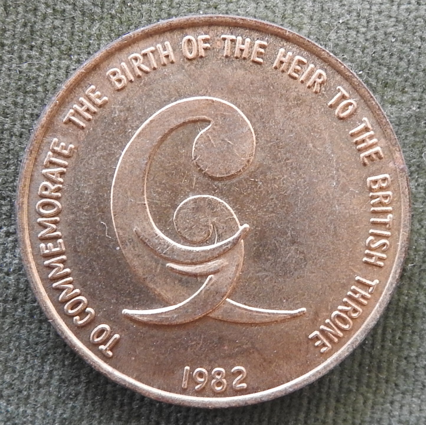 Australian 1982 A Son To Their Royal Highnesses The Prince & Princess Of Wales Medallion