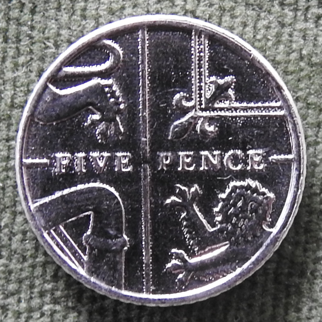 GB British UK English 2015 5 New Pence Queen Elizabeth II Coin