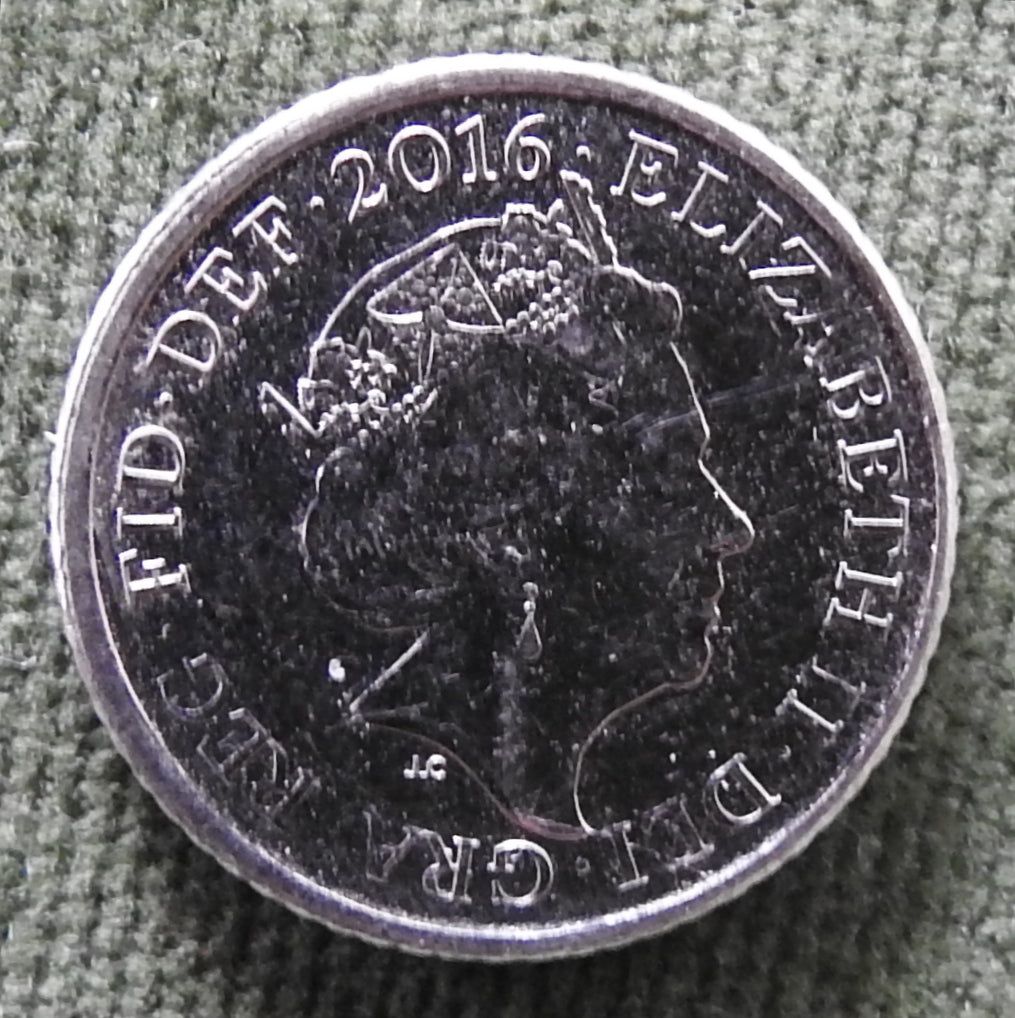 GB British UK English 2016 5 New Pence Queen Elizabeth II Coin
