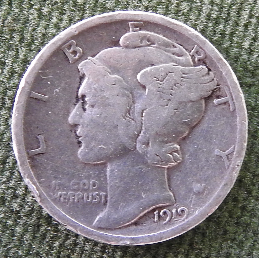 USA American 1919 Silver Winged Mercury Dime Coin - Circulated