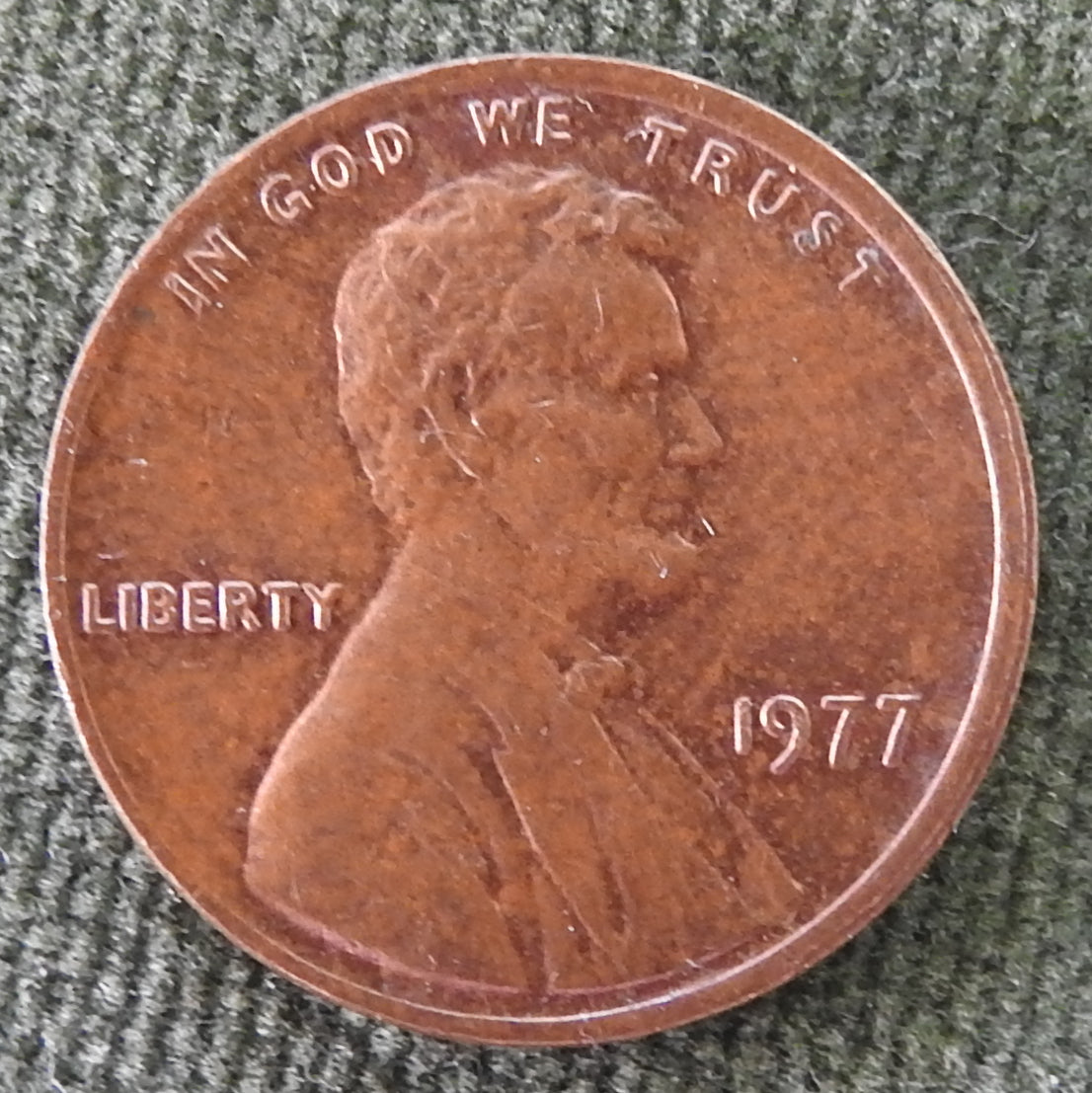 USA American 1977 1 Cent Lincoln Monument Coin