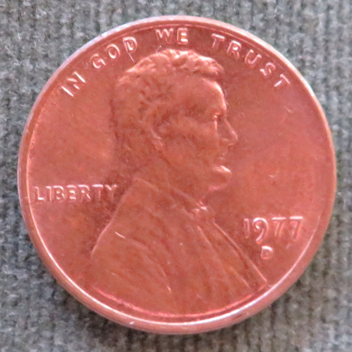 USA American 1977 D 1 Cent Lincoln Monument Coin - Circulated
