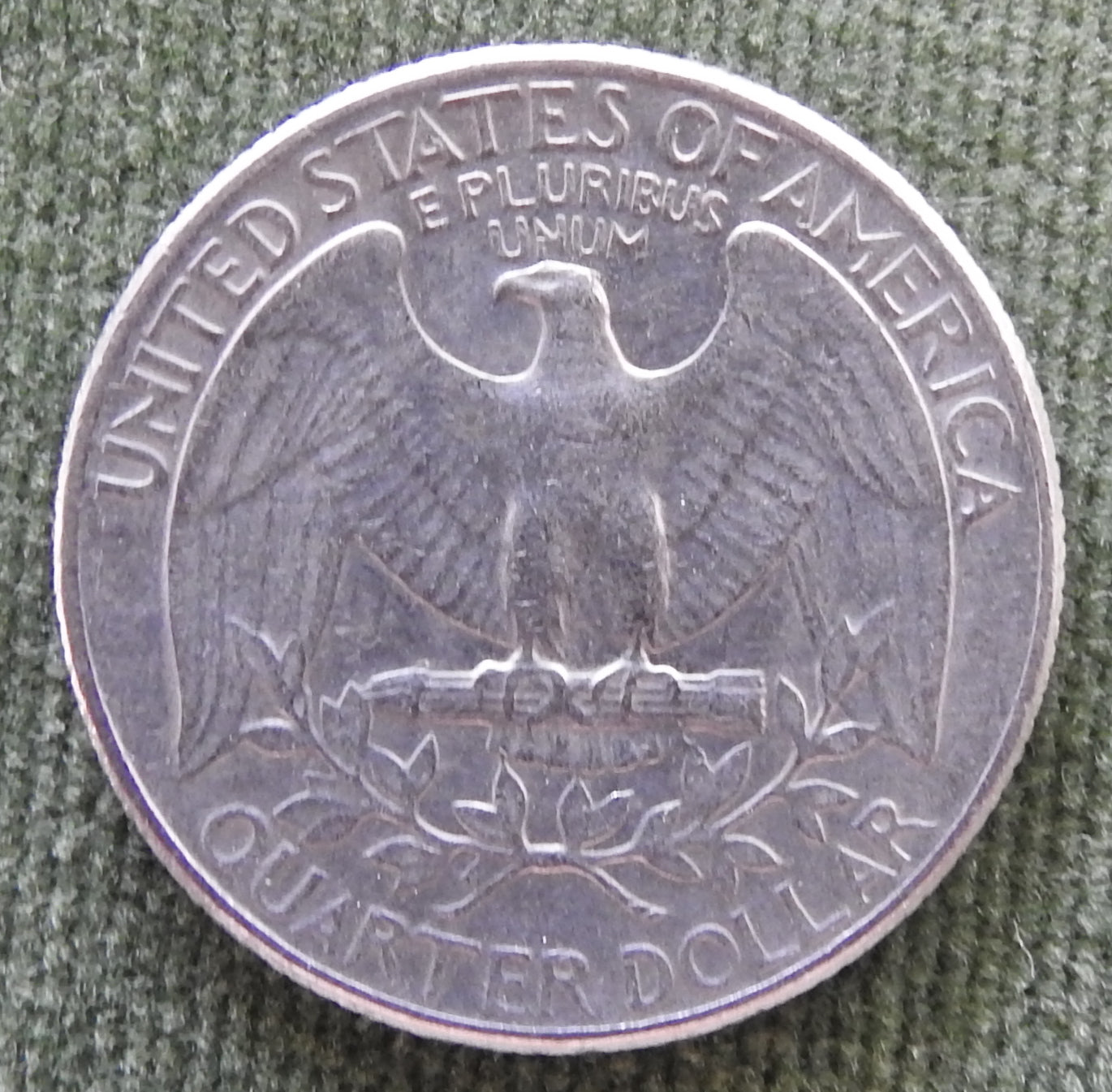 USA American 1983 D Quarter Washington Coin - Circulated