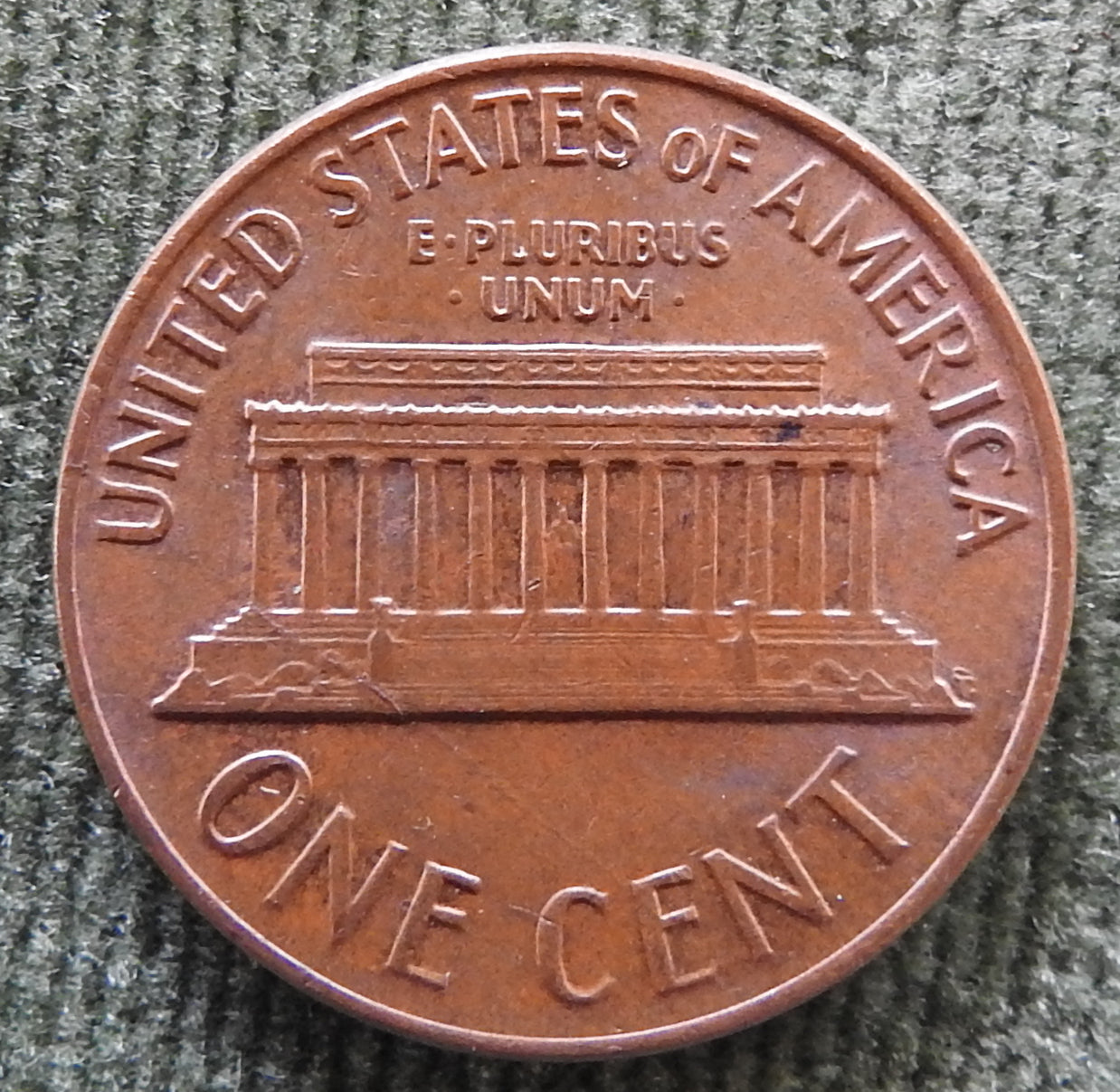 USA American 1967 1 Cent Lincoln Memorial Coin - Circulated