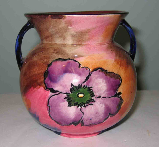 H & K Tunstall vase