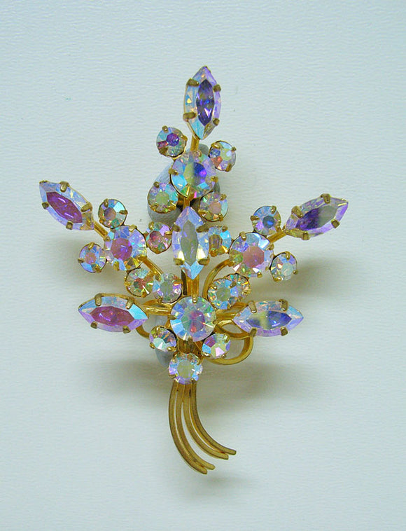 Diamante lustre brooch