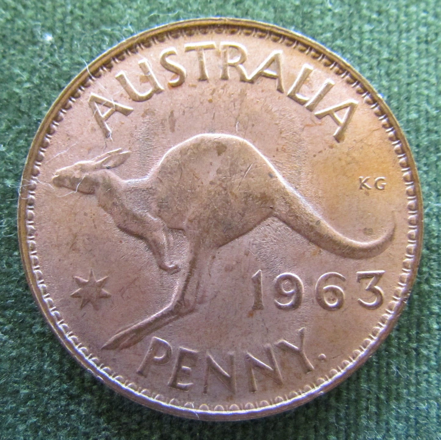 Australian 1963Y. 1d 1 Penny Queen Elizabeth II Coin