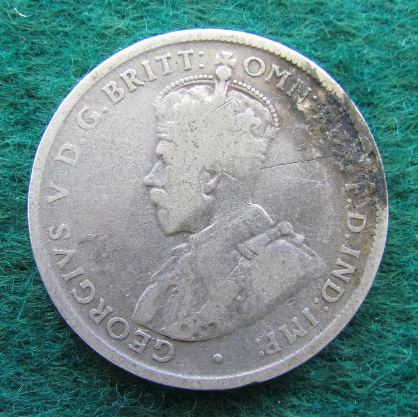Australian 1918 M 2/- Florin King George V Coin - Circulated - Lamination Error