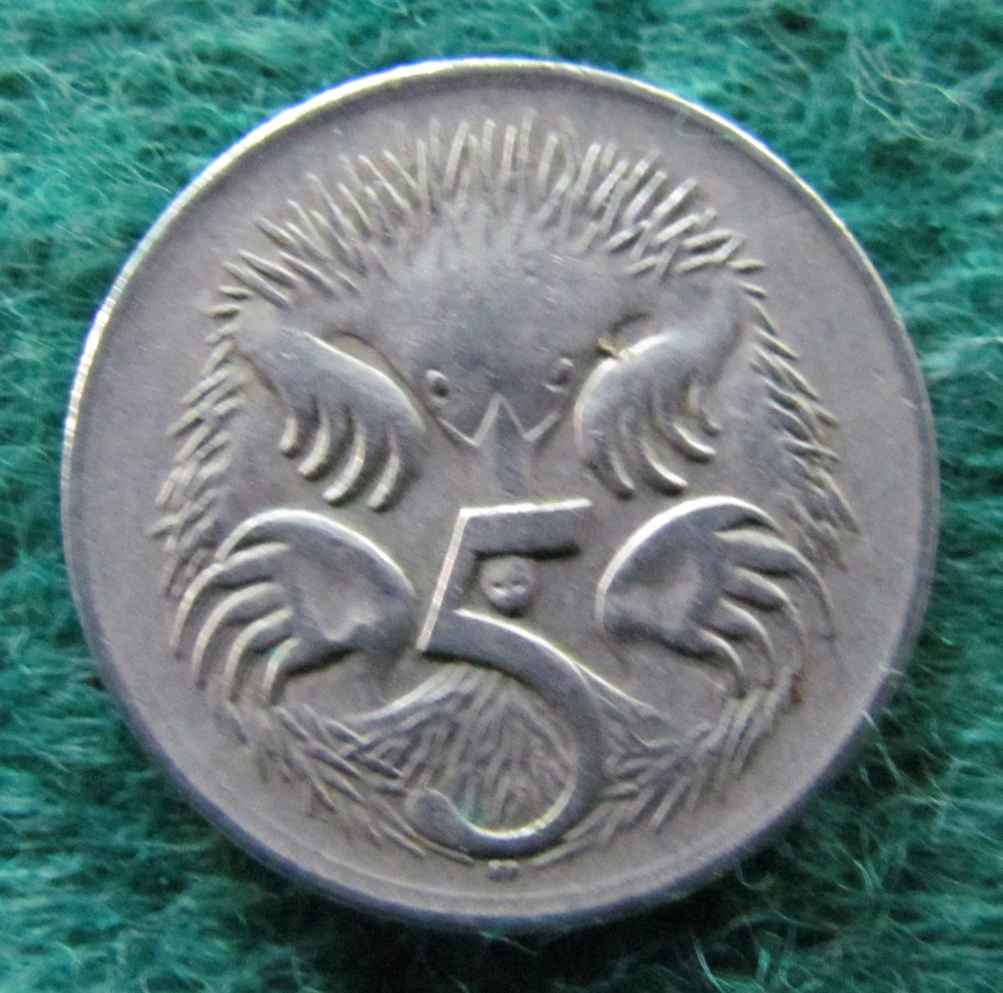 Australian 1971 5 Cent Queen Elizabeth II Coin - Circulated