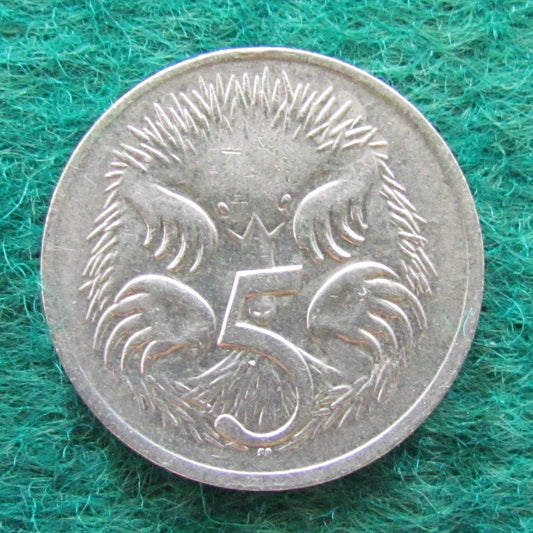 Australian 1976 5 Cent Queen Elizabeth II Coin - Circulated