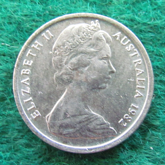 Australian 1982 5 Cent Queen Elizabeth II Coin - Circulated