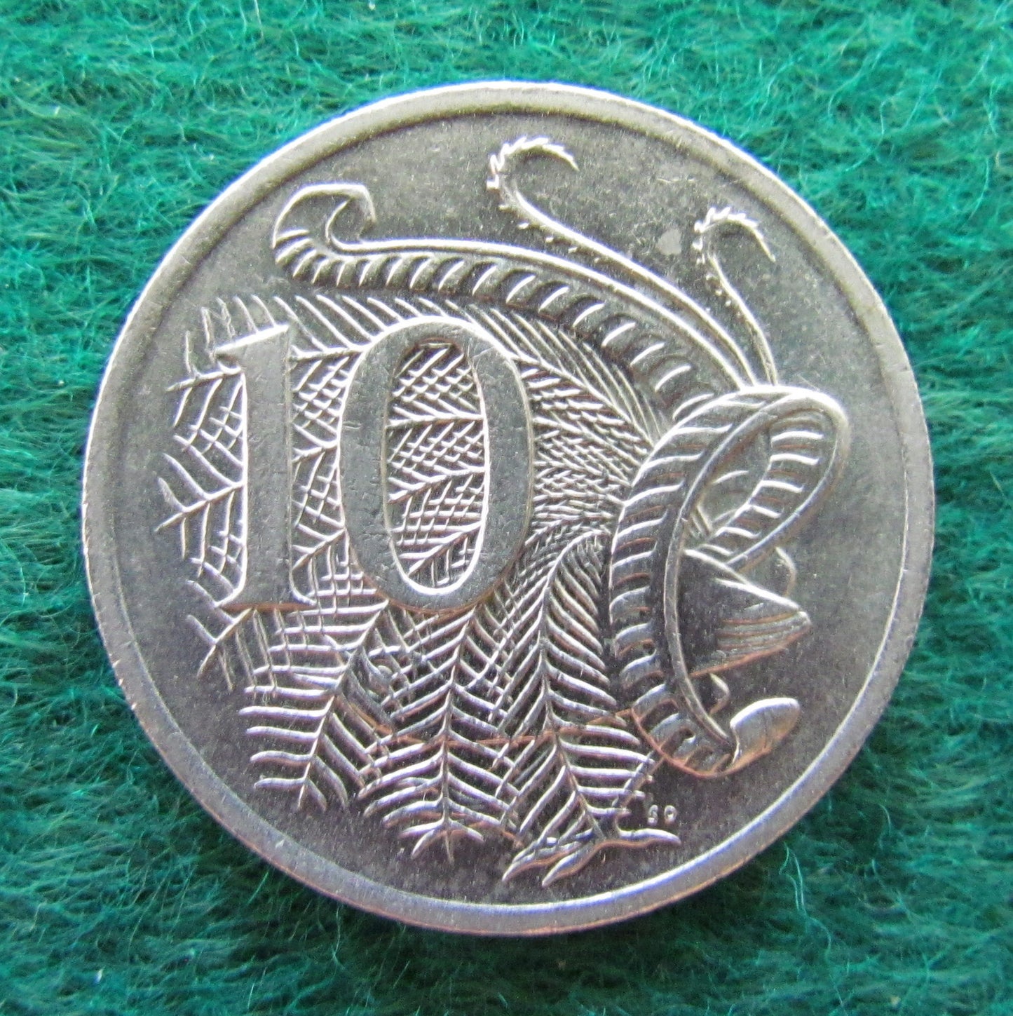 Australian 1984 10 Cent Queen Elizabeth II Coin - Circulated