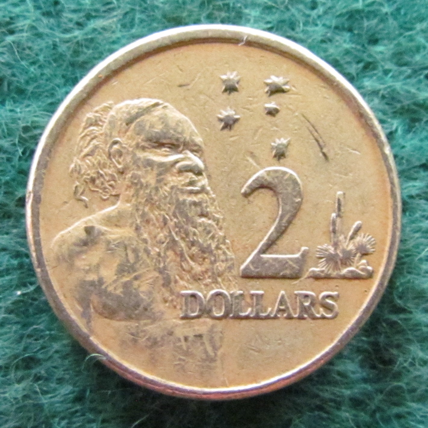 Australian 2000 2 Dollar Aboriginal Elder Queen Elizabeth Coin - Circulated
