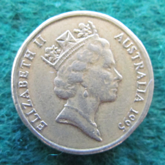 Australian 1995 2 Dollar Aboriginal Elder Queen Elizabeth Coin - Circulated