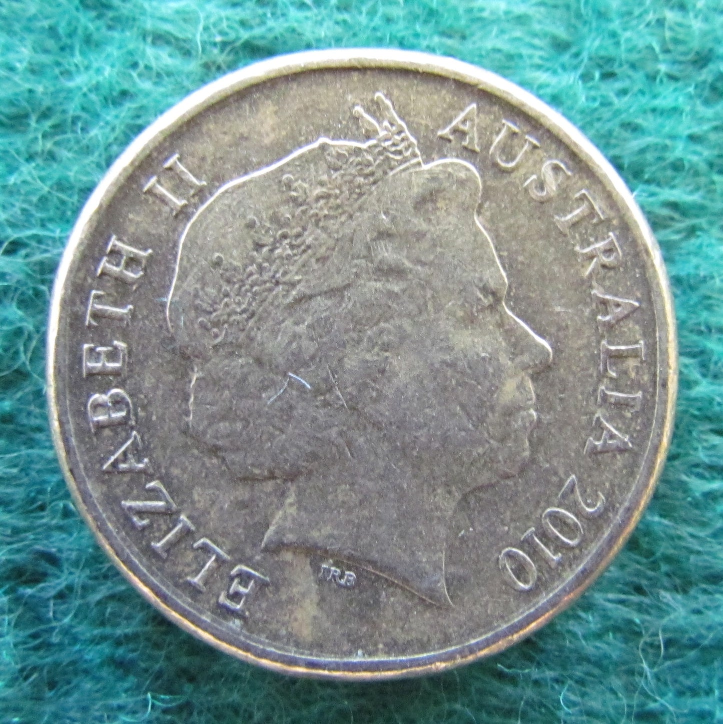 Australian 2010 2 Dollar Aboriginal Elder Queen Elizabeth Coin - Circulated