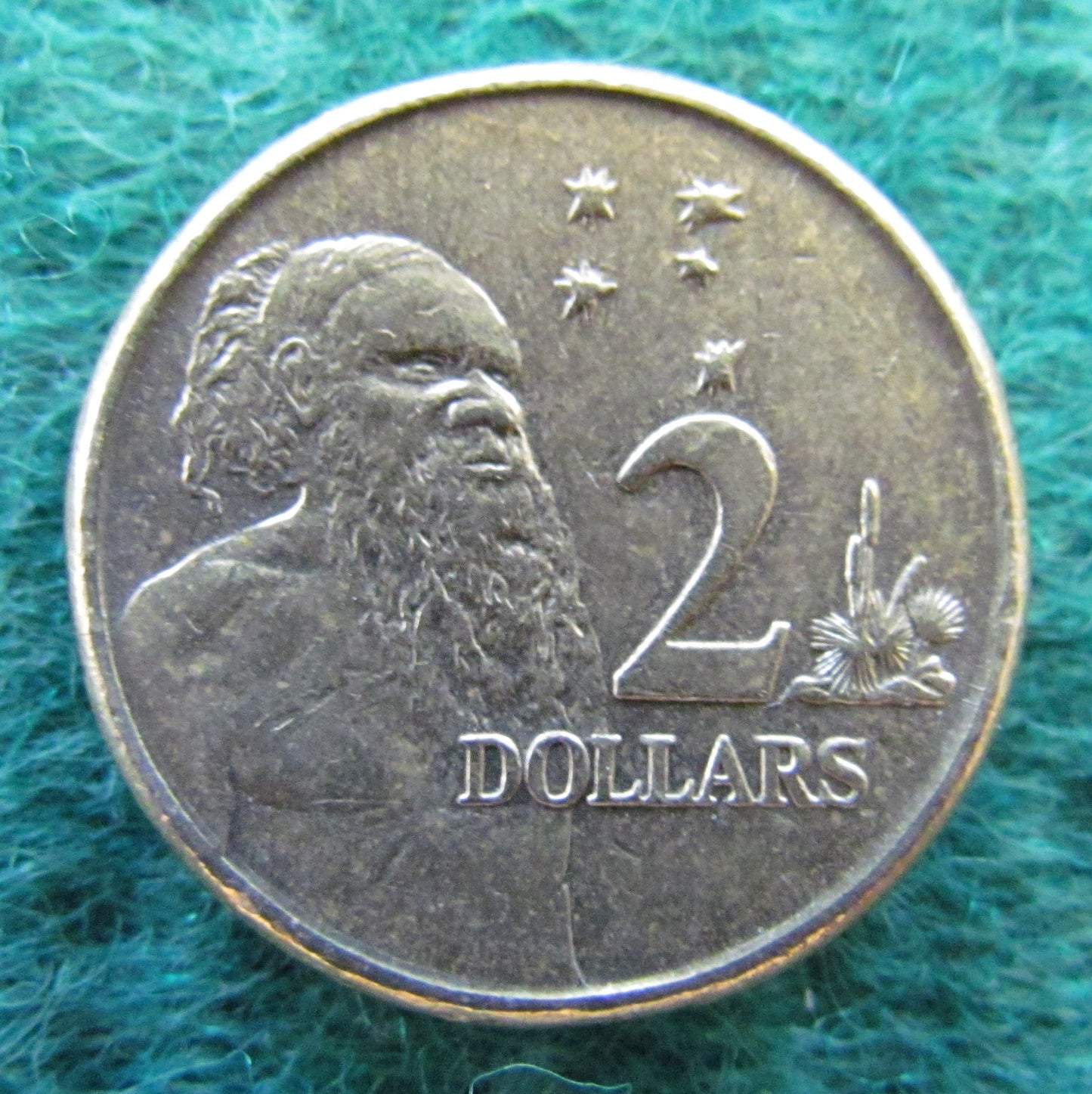 Australian 2010 2 Dollar Aboriginal Elder Queen Elizabeth Coin - Circulated