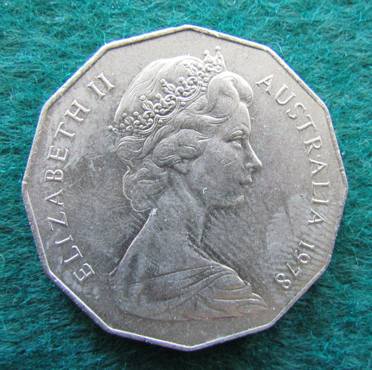 Australian 1978 Coat Of Arms 50 Cent Queen Elizabeth Coin - Circulated
