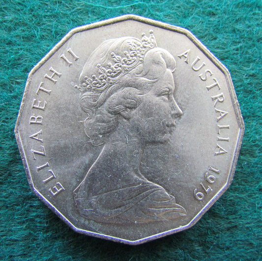 Australian 1979 Coat Of Arms 50 Cent Queen Elizabeth Coin - Circulated