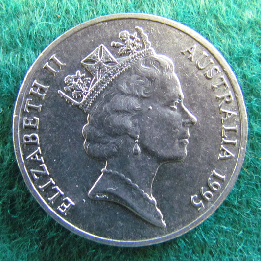 Australian 1995 20 Cent United Nations Fifteenth Anniversary Queen Elizabeth Coin - Circulated