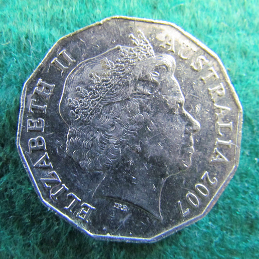 Australian 2007 Coat Of Arms 50 Cent Queen Elizabeth Coin - Circulated