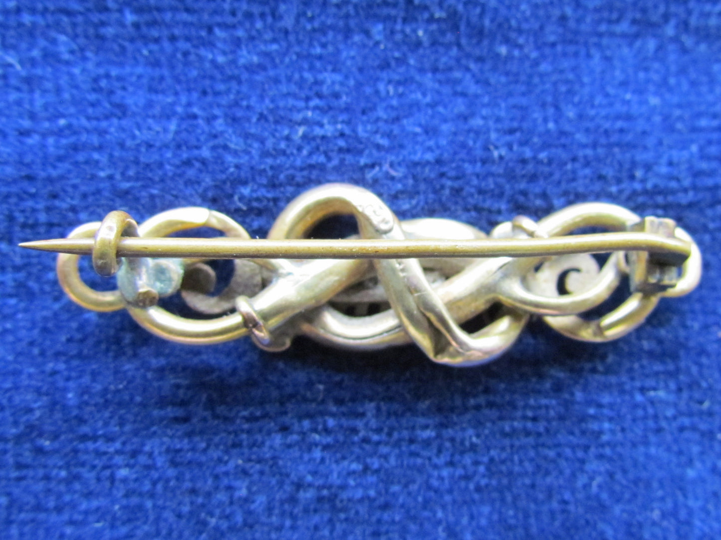 9ct Gold Mizpah Brooch