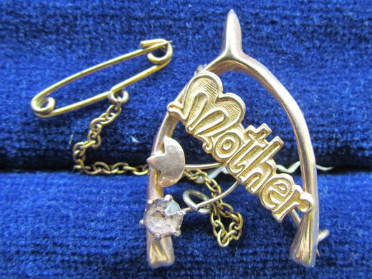 Australian Apex 9ct Gold Mother Wishbone Brooch With A Claw Set Simulate With A Safety Chain