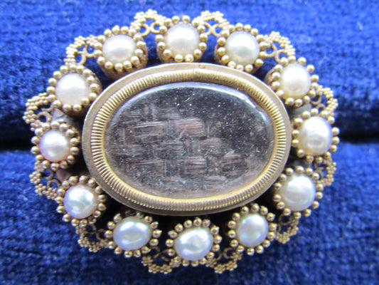 Unmarked Gold Oval Mourning Brooch set With Pearls