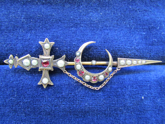 9ct Gold Garnet And Seed Pearl Bar Brooch With Safety Chain Hallmarked R
