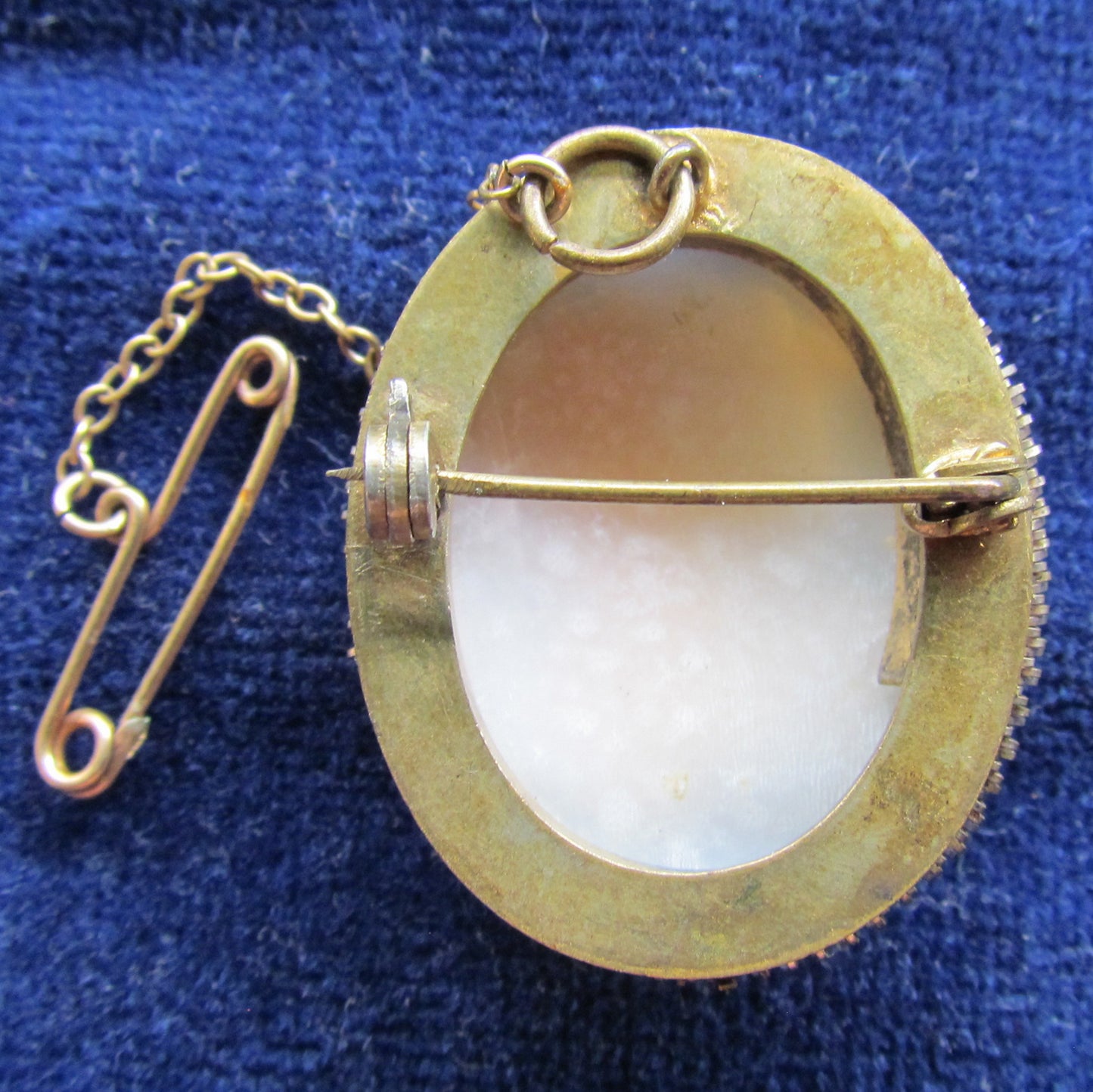 Gilt Cameo Brooch With Safety Chain