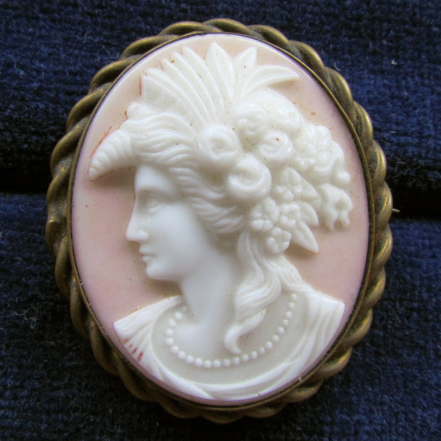 Ceramic Cameo Brooch Set In Yellow Metal