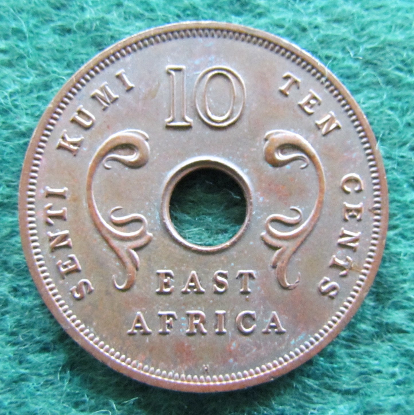 East Africa 1964 10 Cent Queen Elizabeth II Coin - Circulated