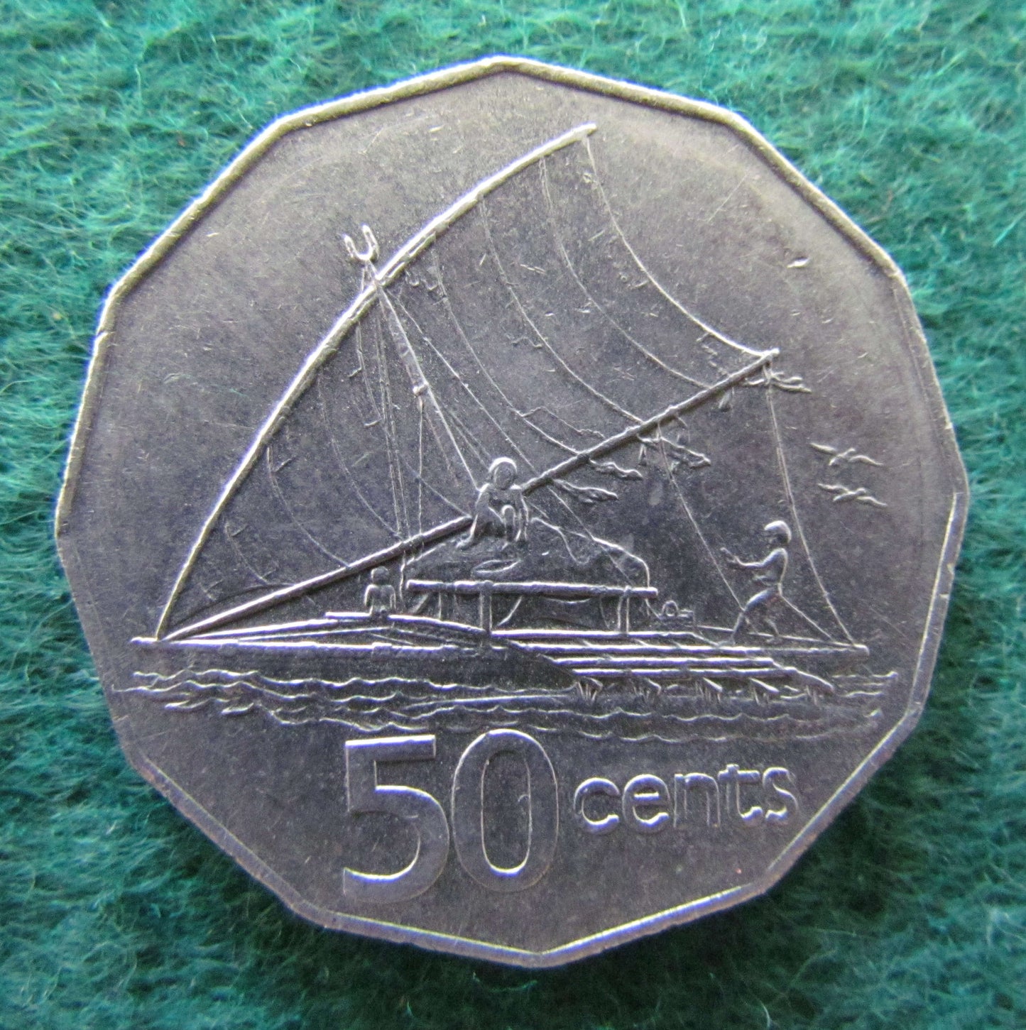 Fiji 1982 50 Cent Queen Elizabeth II Coin - Circulated