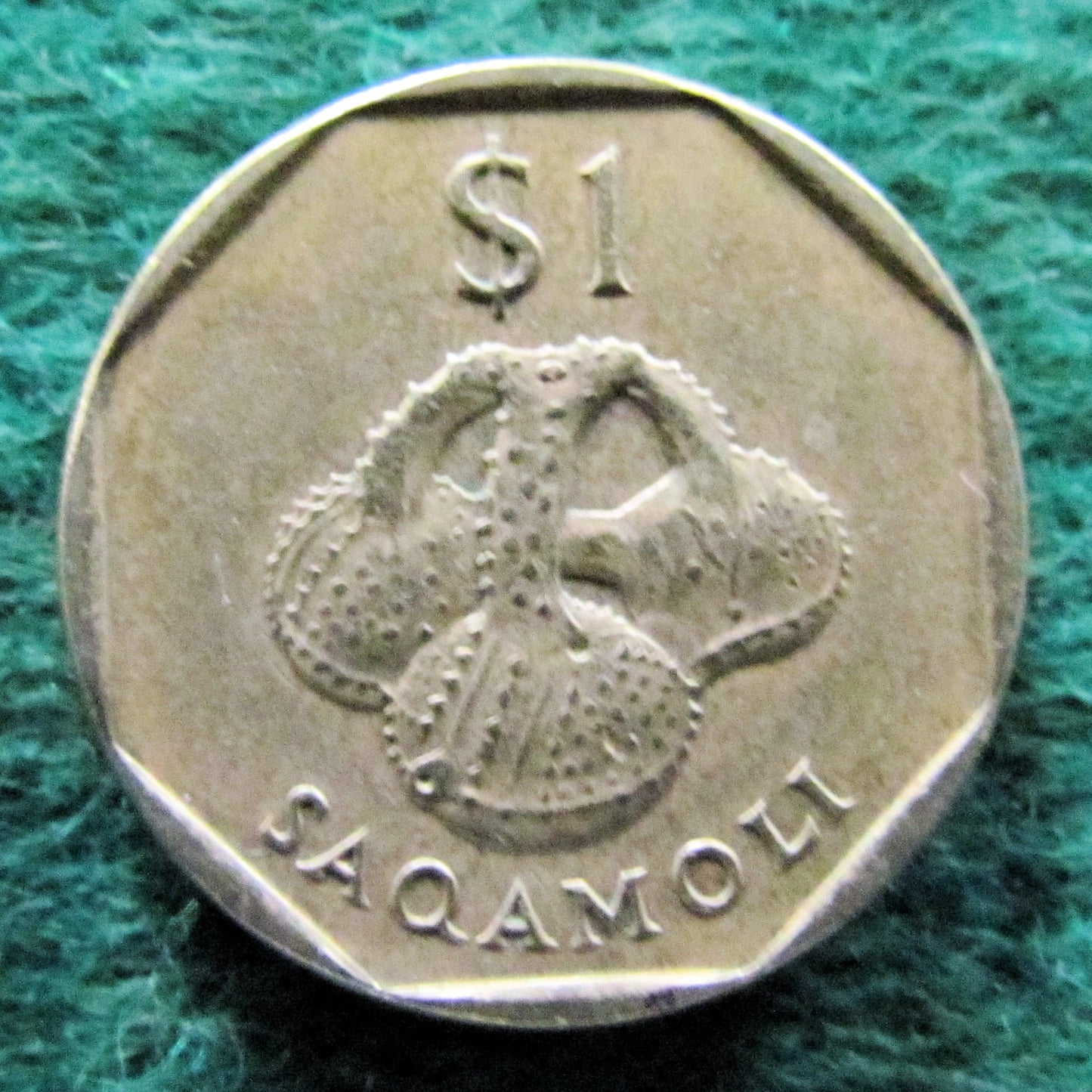 Fiji 1995 1 One Dollar Queen Elizabeth Coin - Circulated