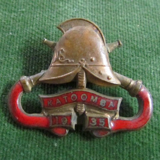 Fireman's Brass & Enamel Lapel Badge Katoomba Station 1935