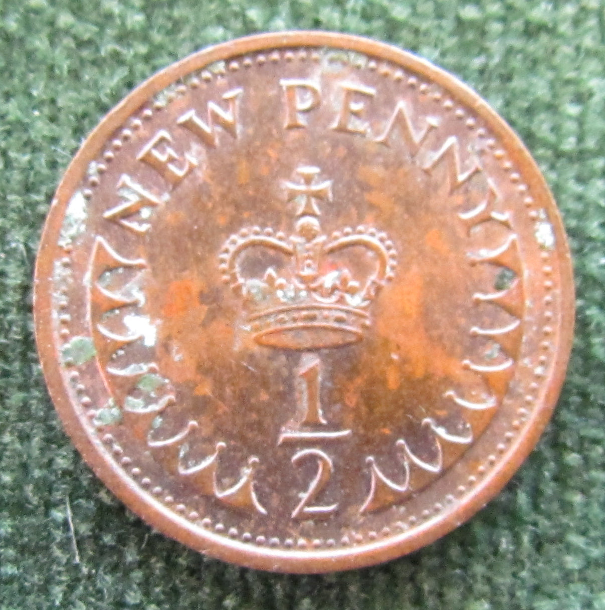 GB British UK English 1976 Half New Penny Queen Elizabeth II Coin